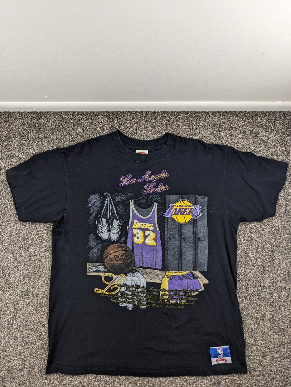 Vintage Magic Johnson Los Angeles Lakers T-Shirt Nutmeg Mills Mens XL USA Made